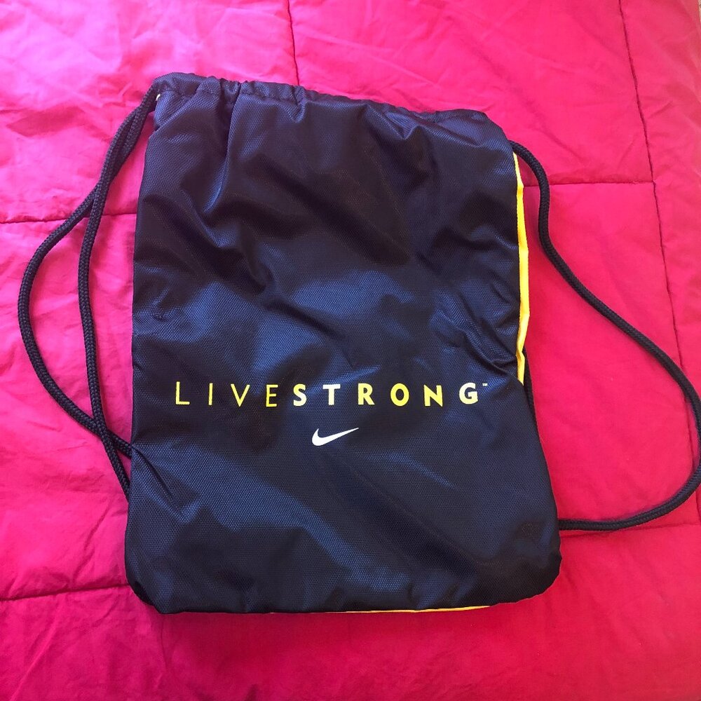 Livestrng Shoulder / String Bag / Pack / Two-Colo… - image 1